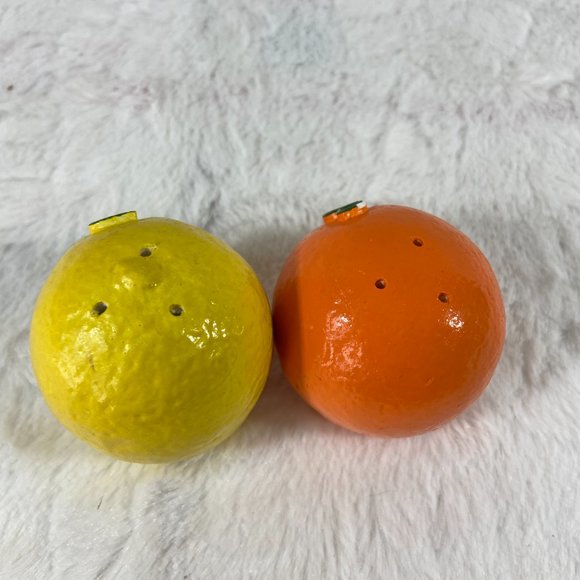 Vintage Salt and Pepper Shakers Florida Orange & Lemon 70's Souvenir - Picture 3 of 5